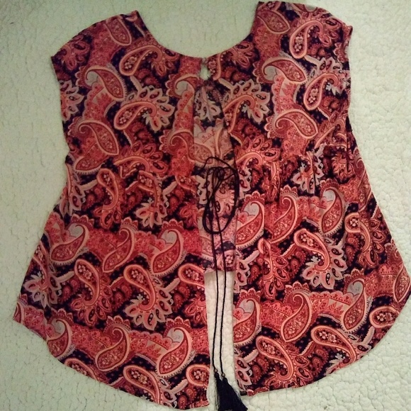 Express High-low boho cropped blouse - Picture 2 of 4